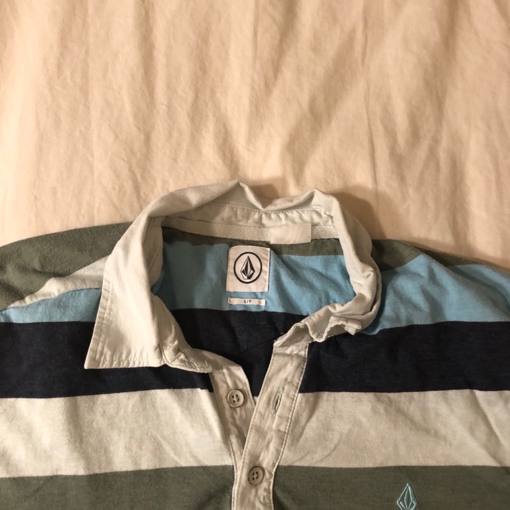 Volcom Polo - Picture 3 of 3